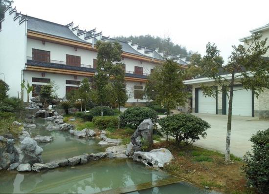 盘点2014年违章建筑:武汉空中花园和鸟笼建筑上榜