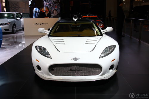 ����C8 Aileron