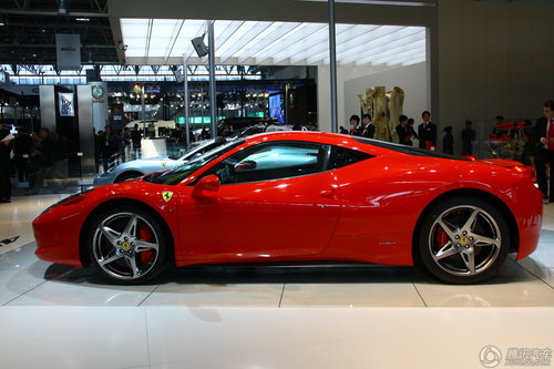 ������458 Italia