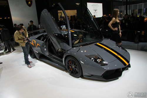 兰博基尼Murcielago LP 670-4 SuperVeloce