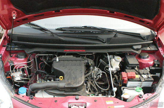 2009 AT ʵ