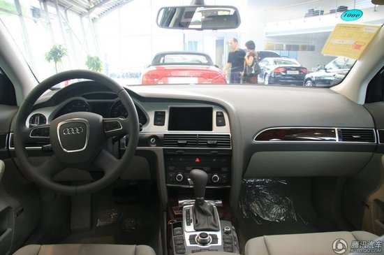 2010款 奥迪A6L2.8 FSI 舒适型 到店实拍