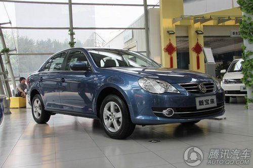2011 ± 1.6Զ ʵ