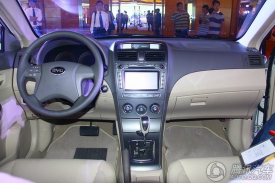 2010 ȁL31.8 CVT ŞЌ