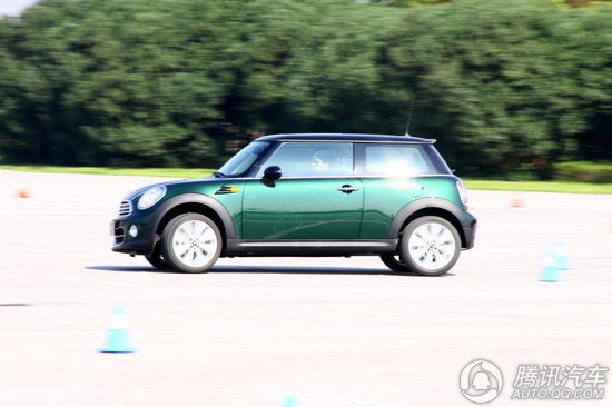 2011 MINI Cooper FUN Լʵ