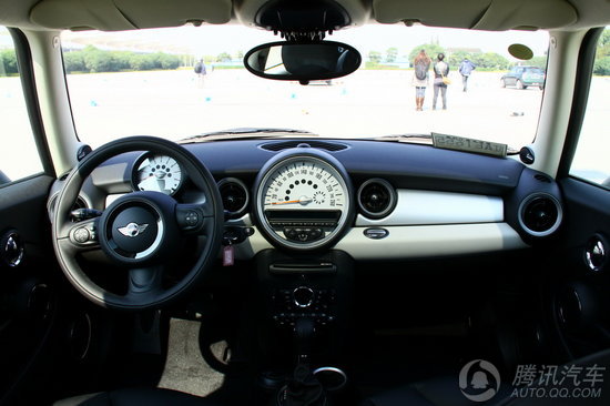 2011 MINI Cooper FUN Լʵ