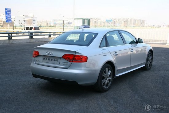 2010 µA4L ʵ