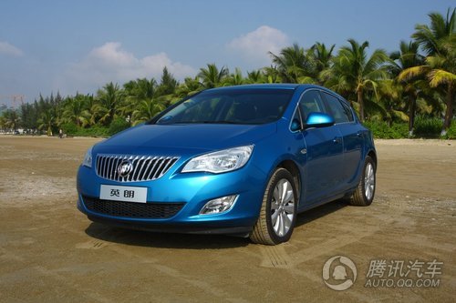 2010款英朗XT 1.8L自动豪华版 试驾实拍