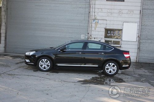 东风雪铁龙C5 3.0L 旗舰型 实拍