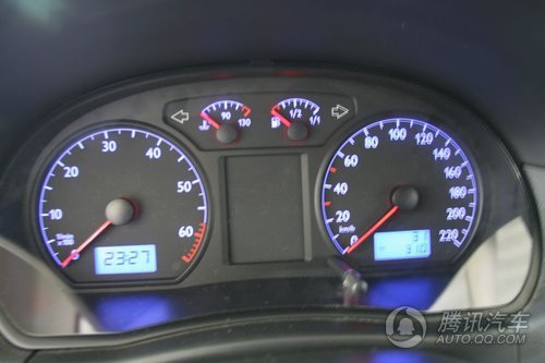 09�� POLO���� 1.4 �ֶ� ʱ�а� ʵ��ͼ