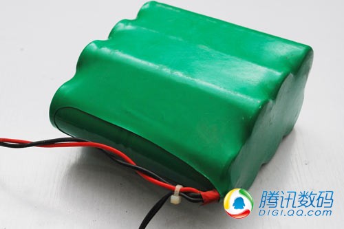 z360配外置电池组玩游戏可达八小时