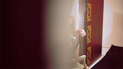 组图makiyo宽衣上封面波涛胸涌夺眼球