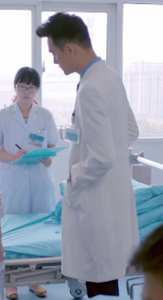 赵医生剧中的衣服好辣眼睛,你能学学凯凯王么?