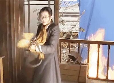 丝袜里藏枪,全智贤杀鬼子也能美出一片天!