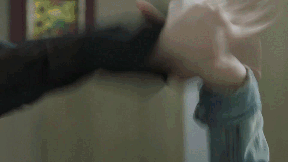 霸气医生朴信惠就是能把基本款穿好看!