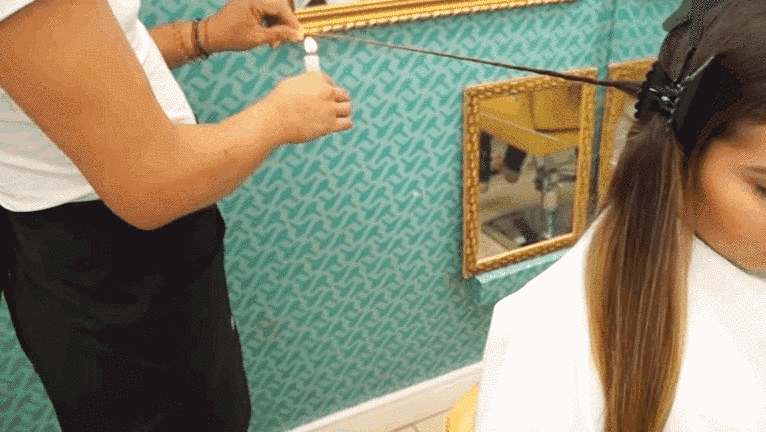 维秘天使<em>头发</em>那么美 竟是烧<em>出来</em>的_秀发飘飞资