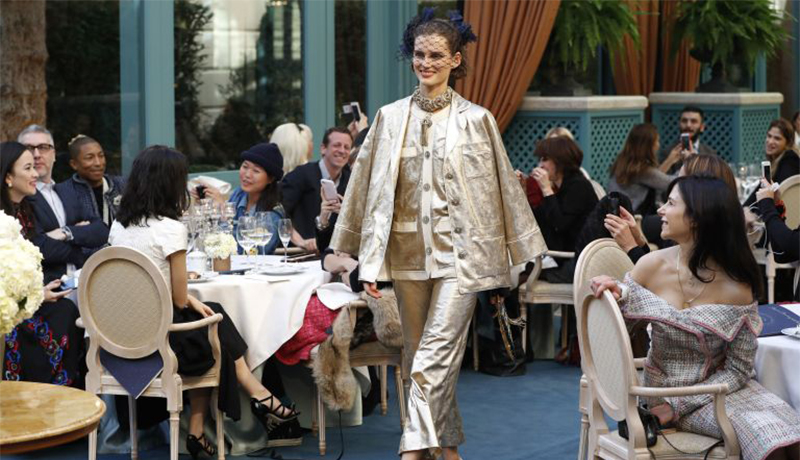 可可·香奈尔为什么情迷巴黎丽兹