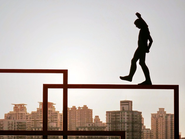 价格倒挂地王变闲王 开发商解套路在何方