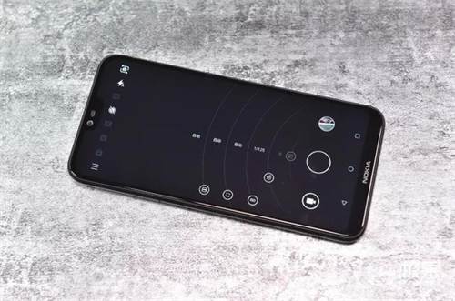 手机界的西装暴徒小钢炮,一加6、诺基亚X6,汽