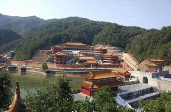 装潢似皇宫含多朝仿古建筑群,江西一高校10亿打造豪华校区_教育_腾讯网