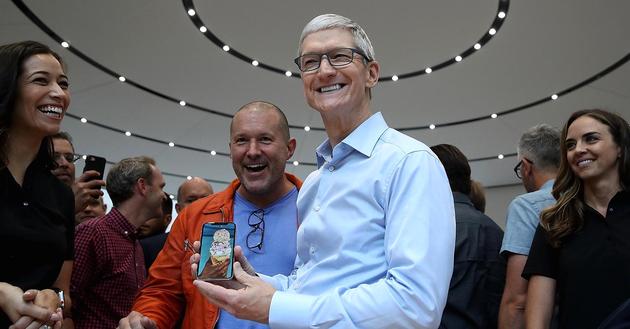 苹果CEO库克:中美贸易摩擦不会导致iPhone加税