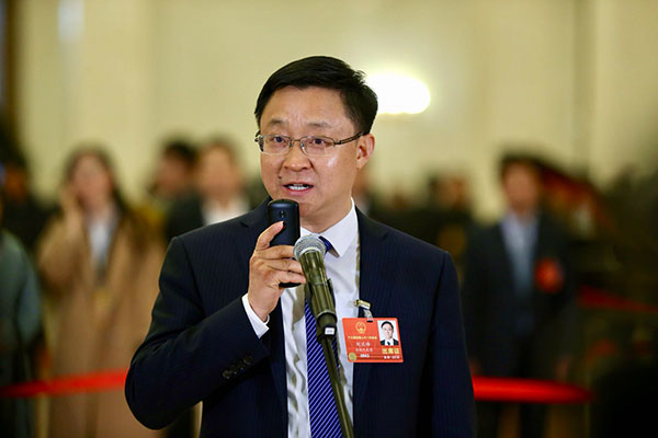 科大讯飞股份有限公司董事长、总裁刘庆峰向记