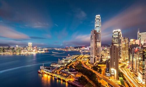 中原地产:资金流入推高香港楼价 9月21日将发