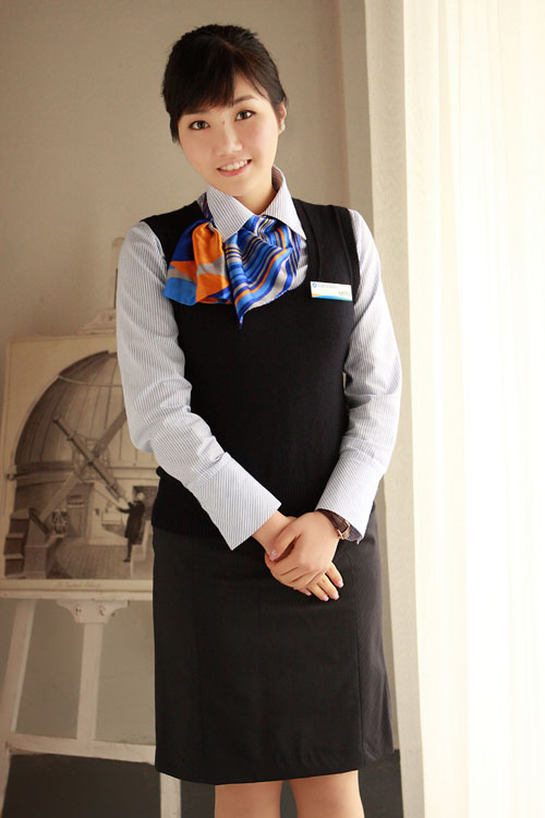 海峡银行林雅丽-2012福建金融微笑服务月