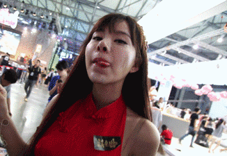 视频 激活码 游戏新闻  哎,美女!你的衣服挡住了我拍阿姨打扫卫生了!