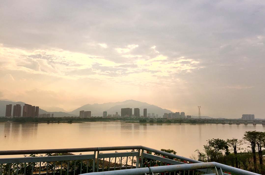 客厅