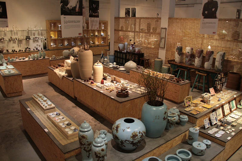 探店|这个法国墙纸,发明护肤黑墙布ioma,比还是更懂你的脸!科技女人男人环保图片