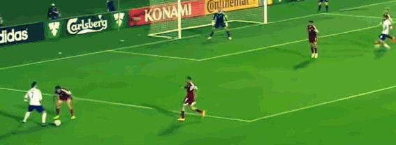 西甲 英超 意甲 欧冠 nba 德甲 图片 视频  与梅西过人后,阿根廷前场