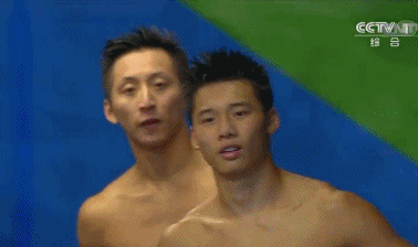 gif看巅峰对决:让人绝望的完美 林陈组合摘金
