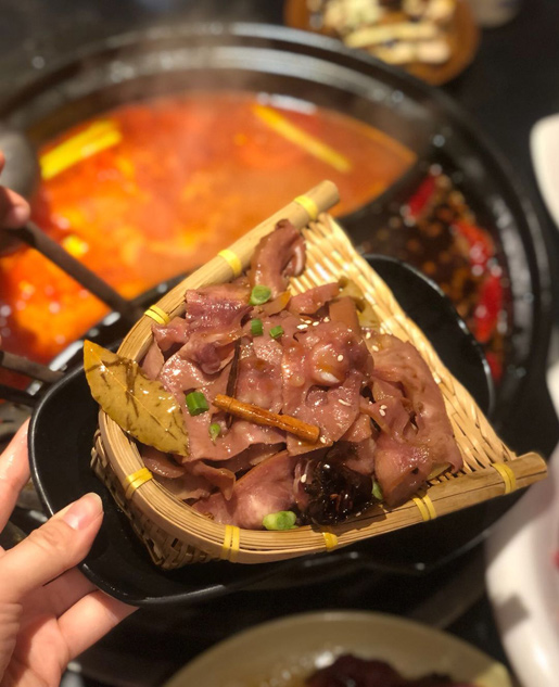 一家专做豆花牛肉的“怪”店 开业还买一斤送一斤