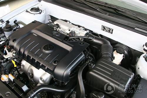 伊兰特07款 1.6mt 发动机舱