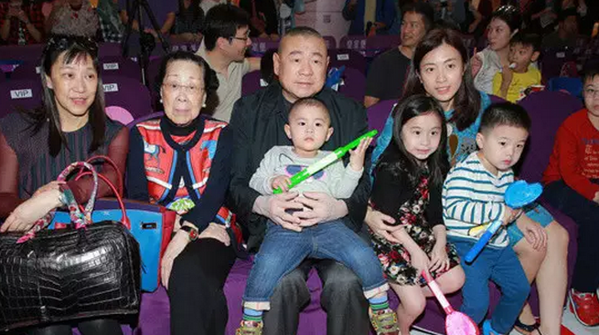 刘銮雄豪掷4.8亿买巨钻背后,有场豪门争宠戏码