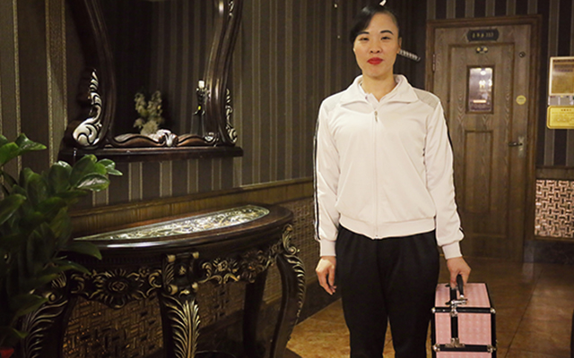 陈秋香,益阳安化人,长沙足疗按摩技师.